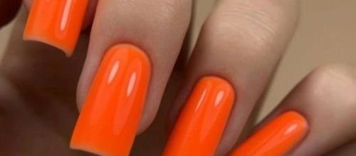 Lac de unghii Chișinău – gel lac profesional de la Paradis Cosmetic, baze și topuri pentru manichiură rezistentă