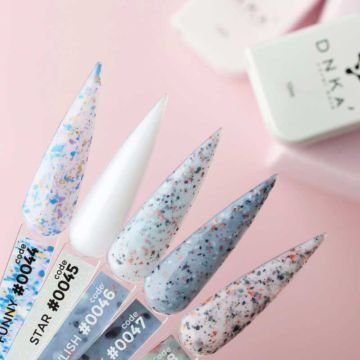 DNKa Chic No. 0048 — камуфлирующая база