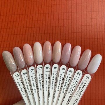 База камуфлирующая каучуковая для гель-лака Couture Color Pure Base Coat 06. полупрозрачный розовый нюд.