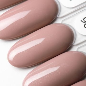 Гель-лак Couture Colour Soft Nude SN 06 темно-бежевый с перламутром Гель-лак Couture Colour Soft Nude SN 06 темно-бежевый с перламутром