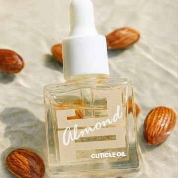 Масло для кутикулы Jerden Proff Cuticle Oil Almond с пипеткой миндаль Масло для кутикулы Jerden Proff Cuticle Oil Almond с пипеткой миндаль