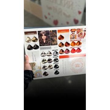 Полуперманентный краситель для тонирования волос - Bouticle Atelier Color Integrative Полуперманентный краситель для тонирования волос - Bouticle Atelier Color Integrative